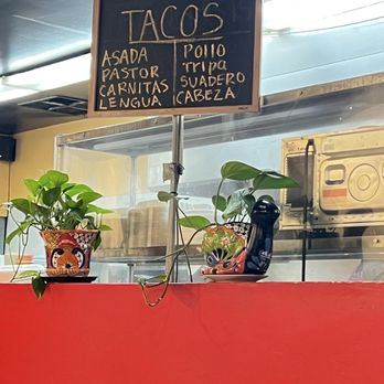 Jarritos Restaurant - Tacos Near Me - Fairfield, California