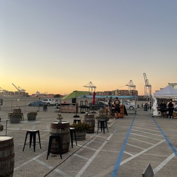 Faction Brewing - Breweries Near Me - Alameda, California