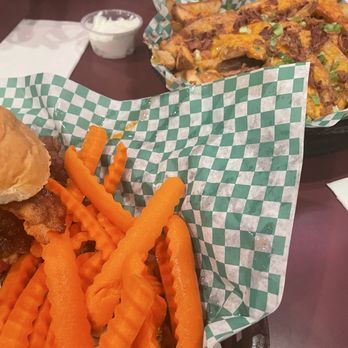 5-8 Club - Classic Juicy Lucy with bacon and a side of carrots. Untouched JoJos in the background sadly. - Burgers Near Me - Minneapolis, Minnesota