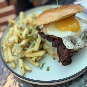 Eggy’s Neighborhood Kitchen - Breakfast burger and garlic fries - Breakfast & Brunch Near Me - Berkeley, California Eggy’s Neighborhood Kitchen - Breakfast burger and garlic fries - Breakfast & Brunch Near Me - Berkeley, California