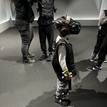 Sandbox VR - Help with gear placements and comfort ability. - Virtual Reality Centers Near Me - Emeryville, California Sandbox VR - Help with gear placements and comfort ability. - Virtual Reality Centers Near Me - Emeryville, California