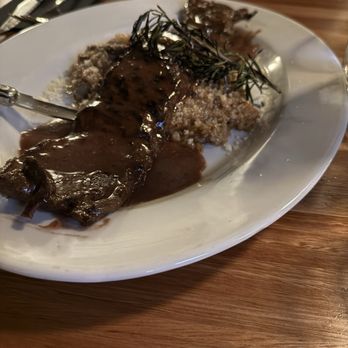 Linos Osteria and Cafe - Bistec in Vino with mushroom risotto - Italian Near Me - San Juan, Puerto Rico