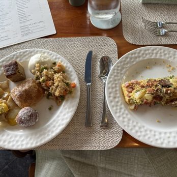 La Hiki - Sample of the breakfast buffet - Breakfast & Brunch Near Me - Kapolei, Hawaii La Hiki - Sample of the breakfast buffet - Breakfast & Brunch Near Me - Kapolei, Hawaii