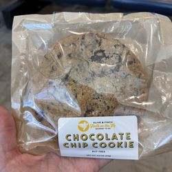 Olive & Finch Grab & Go - This salted chocolate chip cookie is similar to Le Grande Orange if anyone is familiar with location at the Phoenix airport.