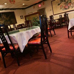 Hunan Inn Chinese Restaurant - Dining area
