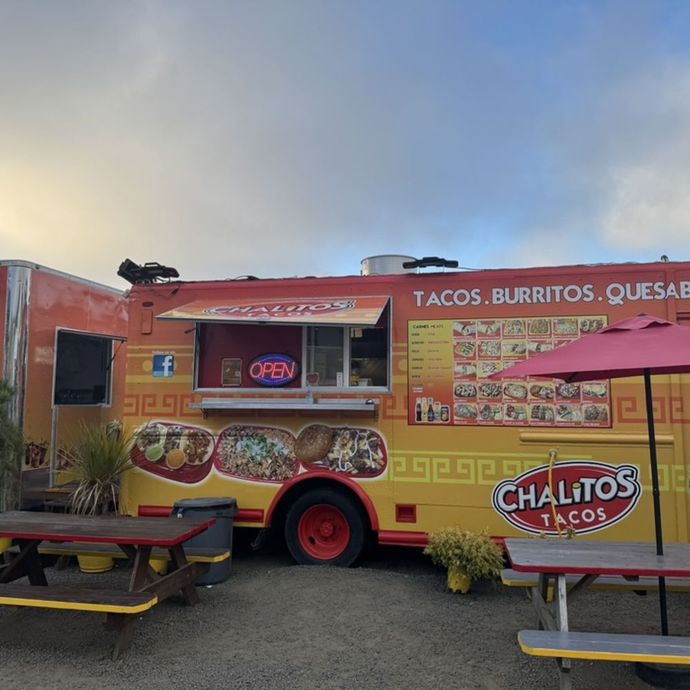 Chalitos tacos - Food Truck Exterior - Tacos Near Me - Astoria, Oregon