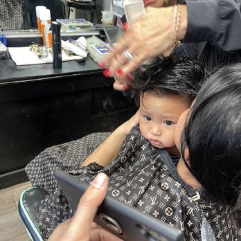 Hair Bears - He's Calm and entertained. - Kids Hair Salons Near Me - Tustin, California Hair Bears - He's Calm and entertained. - Kids Hair Salons Near Me - Tustin, California