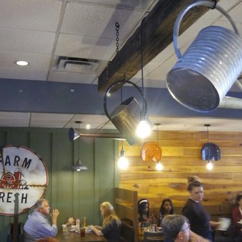 First Watch - Interior farm to table fresh rustic decor at First Watch, South Tampa - Breakfast & Brunch Near Me - Tampa, Florida First Watch - Interior farm to table fresh rustic decor at First Watch, South Tampa - Breakfast & Brunch Near Me - Tampa, Florida