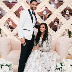 Avalon Pictures - Wedding Photographer and Videographer Commercial Corporate Photographers Videographers Indian Photographer Affordable photo video production