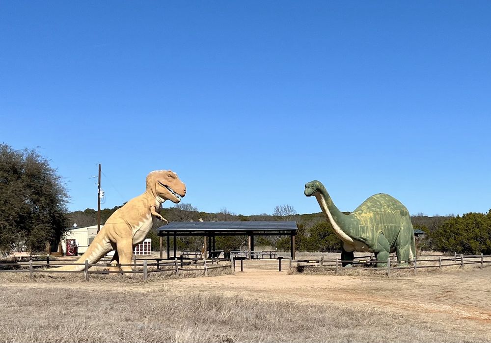 Dinosaur Valley State Park Logo