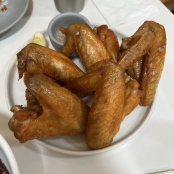 Yang’s Kitchen - Chicken Wings - Asian Fusion Near Me - Alhambra, California
