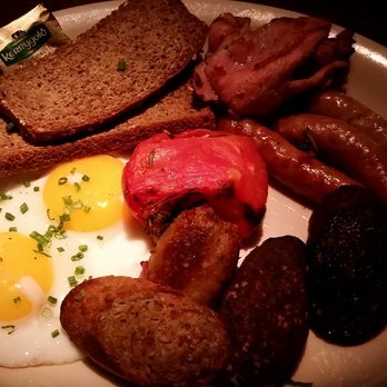 The Dead Rabbit - Full Irish breakfast - Cocktail Bars Near Me - New York, New York
