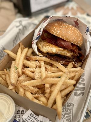 Lola's Burgers by null