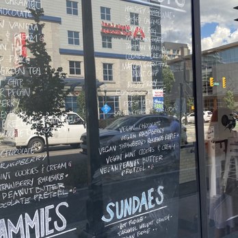 Earnest Ice Cream - Ice Cream & Frozen Yogurt Near Me - Vancouver, British Columbia Earnest Ice Cream - Ice Cream & Frozen Yogurt Near Me - Vancouver, British Columbia