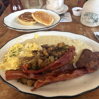 Bubby's Tribeca - Abraham Lincoln - American Near Me - New York, New York