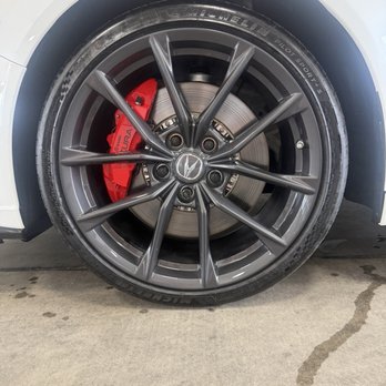 Spreen Acura - Wow. Giant Brembo brakes. - Car Dealers Near Me - Riverside, California Spreen Acura - Wow. Giant Brembo brakes. - Car Dealers Near Me - Riverside, California