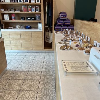 Smoking Tiger Coffee Lab - Inside - Coffee & Tea Near Me - Gardena, California Smoking Tiger Coffee Lab - Inside - Coffee & Tea Near Me - Gardena, California