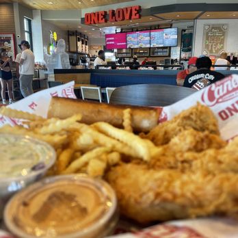 Raising Cane's Chicken Fingers - Nom vision - Chicken Shop Near Me - Oxnard, California Raising Cane's Chicken Fingers - Nom vision - Chicken Shop Near Me - Oxnard, California