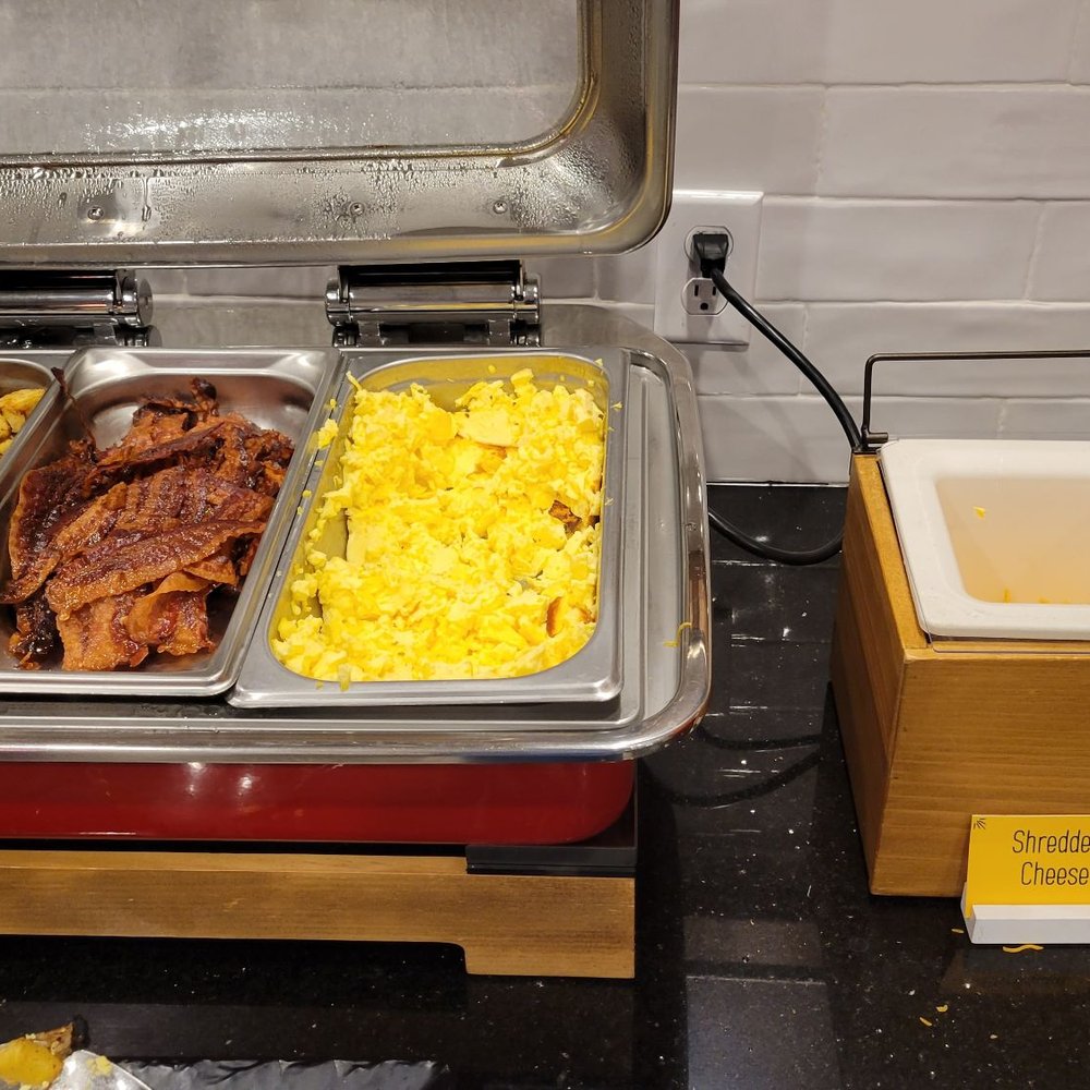 Hampton Inn & Suites Hobbs - Potatoes bacon. Eggs, cheese - Hotels Near Me - Hobbs, New Mexico Hampton Inn & Suites Hobbs - Potatoes bacon. Eggs, cheese - Hotels Near Me - Hobbs, New Mexico