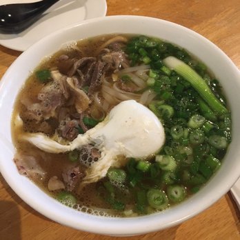 Linh Cafe - Vietnamese Near Me - Vancouver, British Columbia