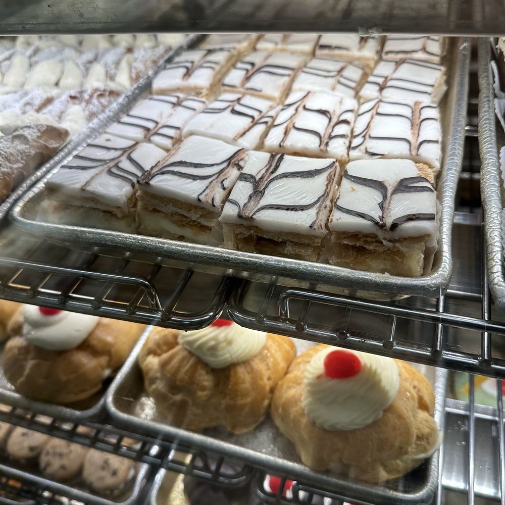 Joe's Sicilian Bakery - Bakeries Near Me - Bayside, New York Joe's Sicilian Bakery - Bakeries Near Me - Bayside, New York