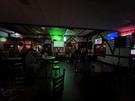 Pub Foley's FOLEY’S IRISH PUB - Updated July 2026 - 46 Photos & 53 Reviews - 200 W ...