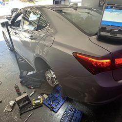 Bruce Mobile - 2015 Acura TLX brakes and rotors replacement on all fours (equipped w/ electronic ebrake). Also inner and outer tie rod replacement.