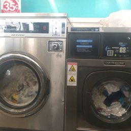 Used the triple loader for my comforters and blankets, and the smaller one for my child's clothing and blanket. Thoroughly washed! Used the triple loader for my comforters and blankets, and the smaller one for my child's clothing and blanket. Thoroughly washed!