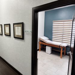 Southlake Vein Care - Hallway and patient care area