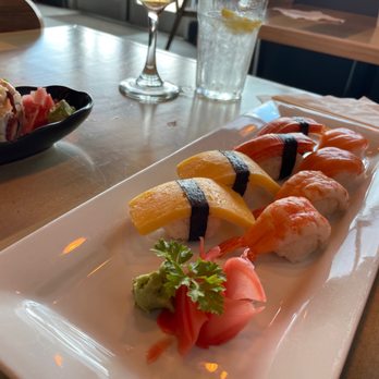 Oishi Sushi Bar - Nigiri (also various choices) - Sushi Bars Near Me - Tampa, Florida Oishi Sushi Bar - Nigiri (also various choices) - Sushi Bars Near Me - Tampa, Florida