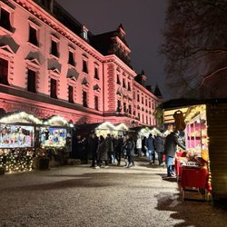 Romantischer Weihnachtsmarkt - Weihnachten