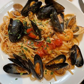 Primo Amore Italian Restaurant - Linguine amori - Italian Near Me - Flushing, New York Primo Amore Italian Restaurant - Linguine amori - Italian Near Me - Flushing, New York
