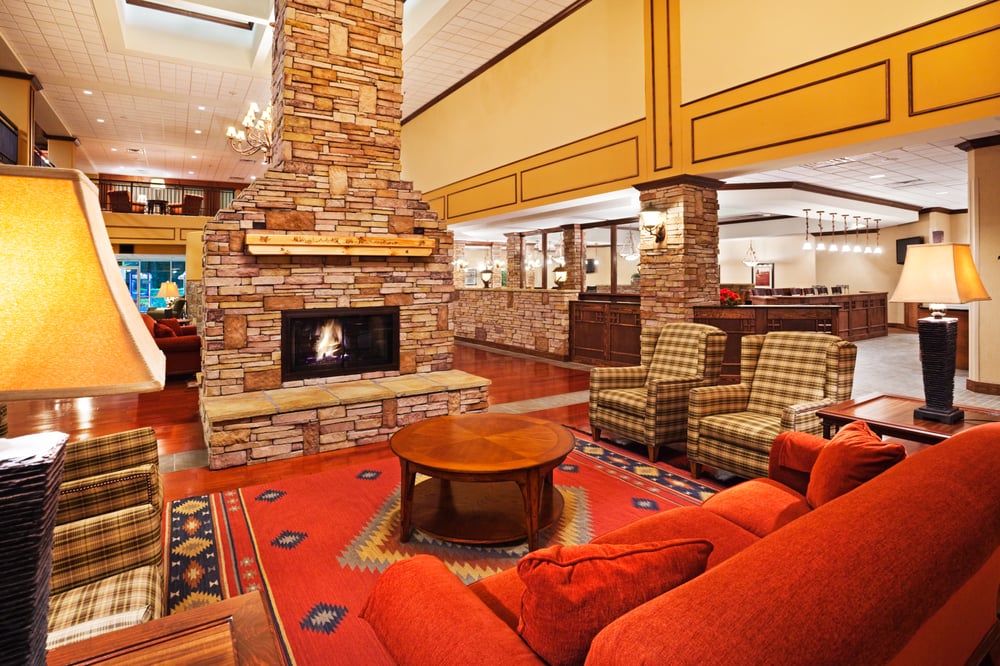 HOLIDAY INN PIGEON Updated August 2024 50 Photos & 47 Reviews