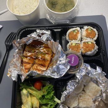 Tokyo Garden - Bento Box: teriyaki salmon, spicy albacore roll and shumai - Sushi Bars Near Me - La Puente, California Tokyo Garden - Bento Box: teriyaki salmon, spicy albacore roll and shumai - Sushi Bars Near Me - La Puente, California
