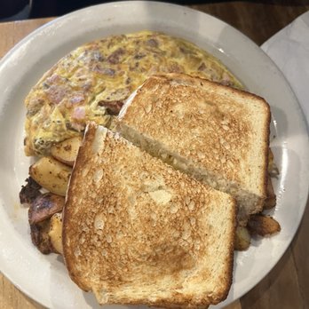 Eli's - 86 The Veg omelette with white toast - Breakfast & Brunch Near Me - Natick, Massachusetts