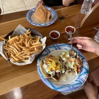 Coconut's Fish Cafe - Kamaole - Steak Tacos - Seafood Near Me - Kihei, Hawaii