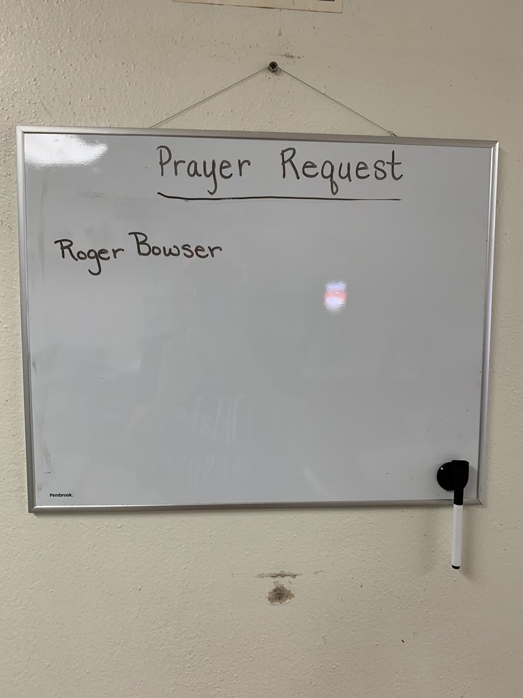 MAIN ST BAKERY Updated October 2024 126 S Main St, Newkirk