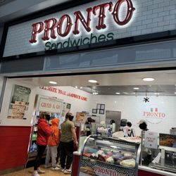 Pronto Italian Sandwiches - Line / queue to place orders.