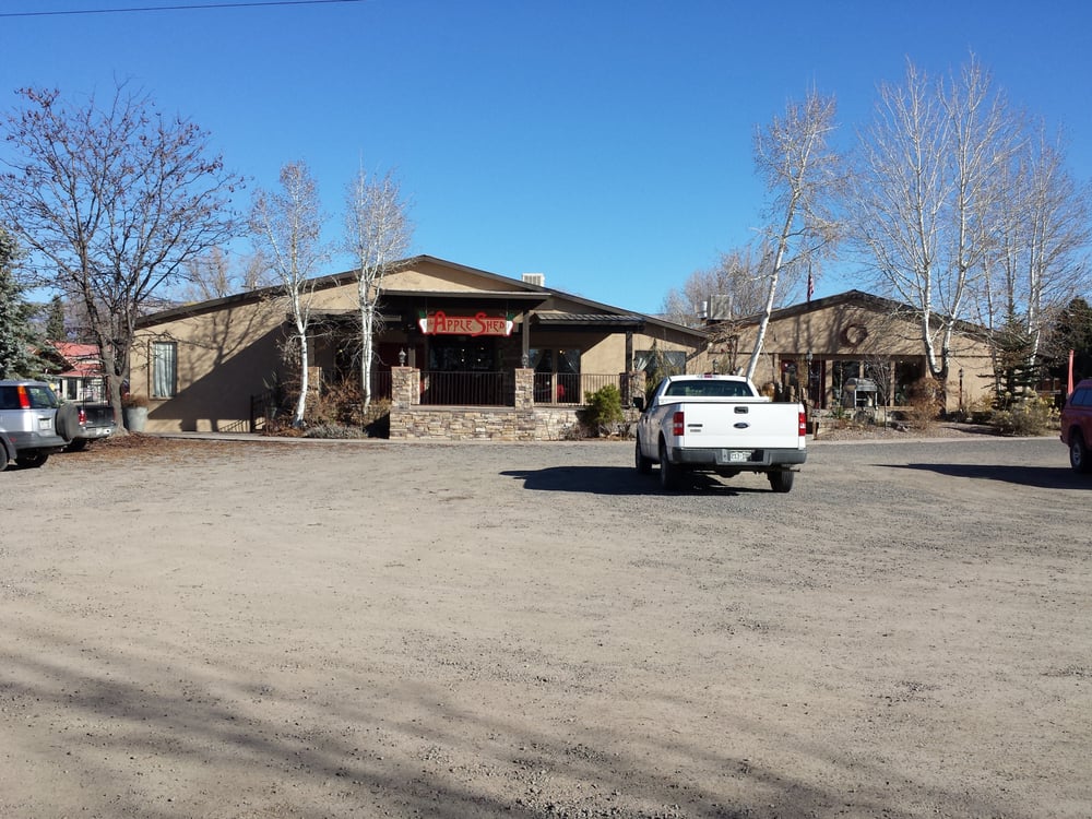 APPLE SHED ARTS COMPLEX & GALLERY Updated September 2024 250 S