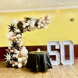 Capital Balloon Company - Balloon arch at Preet Place in Centreville VA #capitalballooncompany