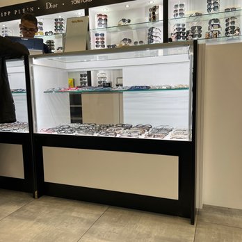 Fabulous Optical Bronx - Eyewear & Opticians Near Me - Bronx, New York Fabulous Optical Bronx - Eyewear & Opticians Near Me - Bronx, New York