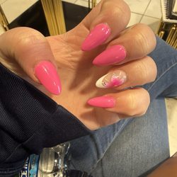 Mina Nails - Full set with design