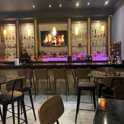 Brothers - Bar area