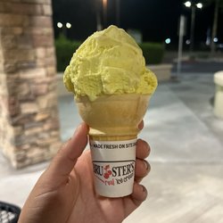 Southern Banana Puddin' cone Size: Kids 1 scoop $4.89