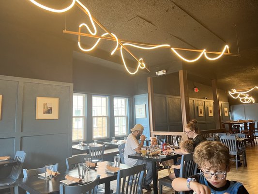 Töska Restaurant & Brewery by null