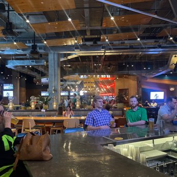 Hero by HG - Bar and lounge - Sports Bars Near Me - Dallas, Texas