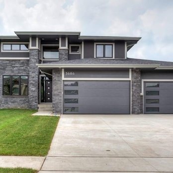 WD Door - Garage Door Services Near Me - Cedar Rapids, Iowa