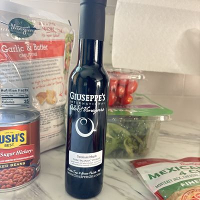 Giuseppe's International Oils & Vinegars