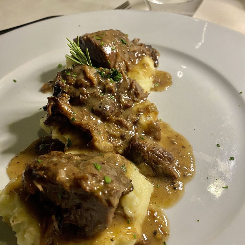 Angolo Palladio - Guancette Brasate - Italian Near Me - Vicenza, Virgin Islands Angolo Palladio - Guancette Brasate - Italian Near Me - Vicenza, Virgin Islands