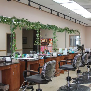 Alieh's Salon & Spa - Work Stations - Hair Salons Near Me - Houston, Texas Alieh's Salon & Spa - Work Stations - Hair Salons Near Me - Houston, Texas